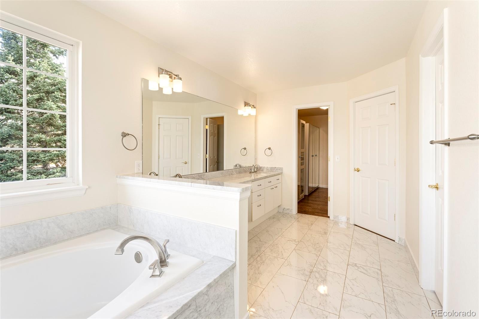 9404 E Arbor Drive Englewood CO 80111