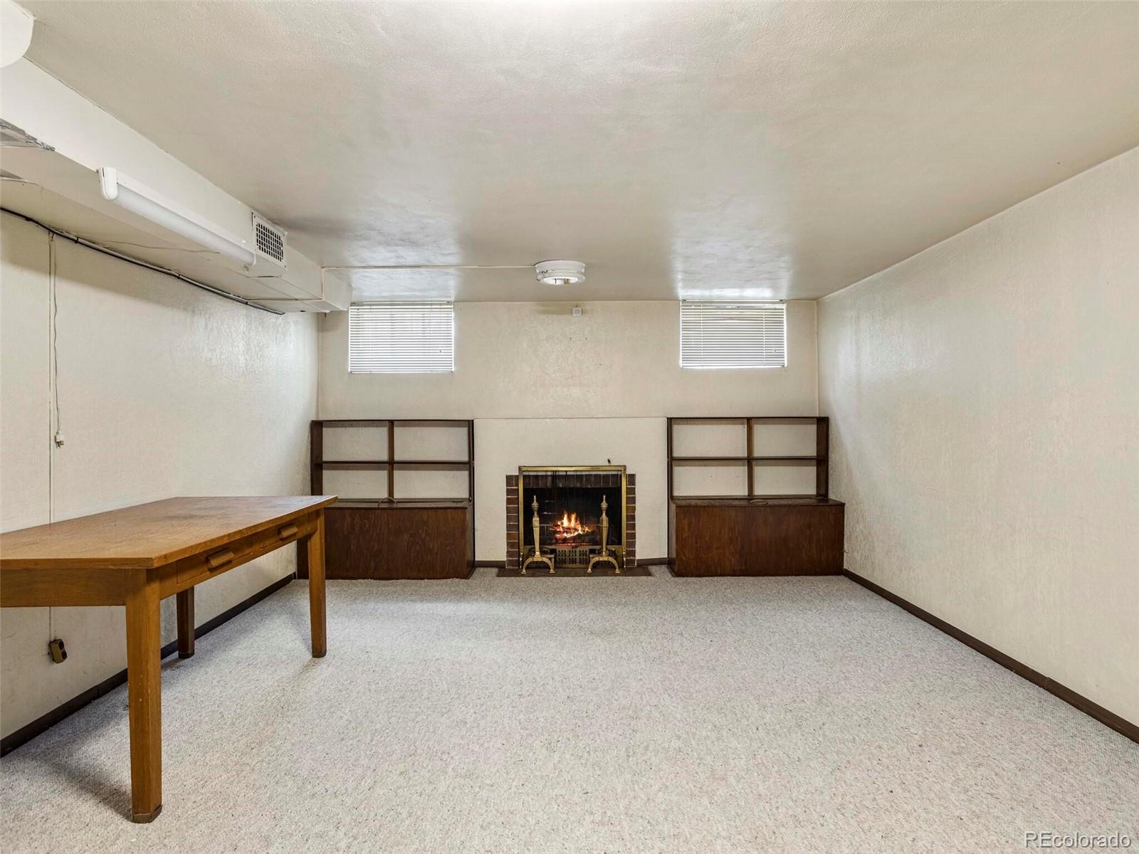 955 Niagara Street Denver CO 80220