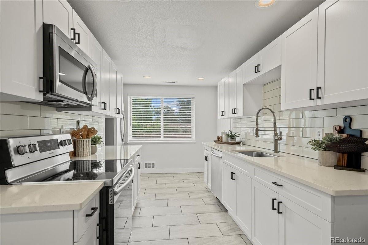 2544 S Raleigh Street Denver CO 80219