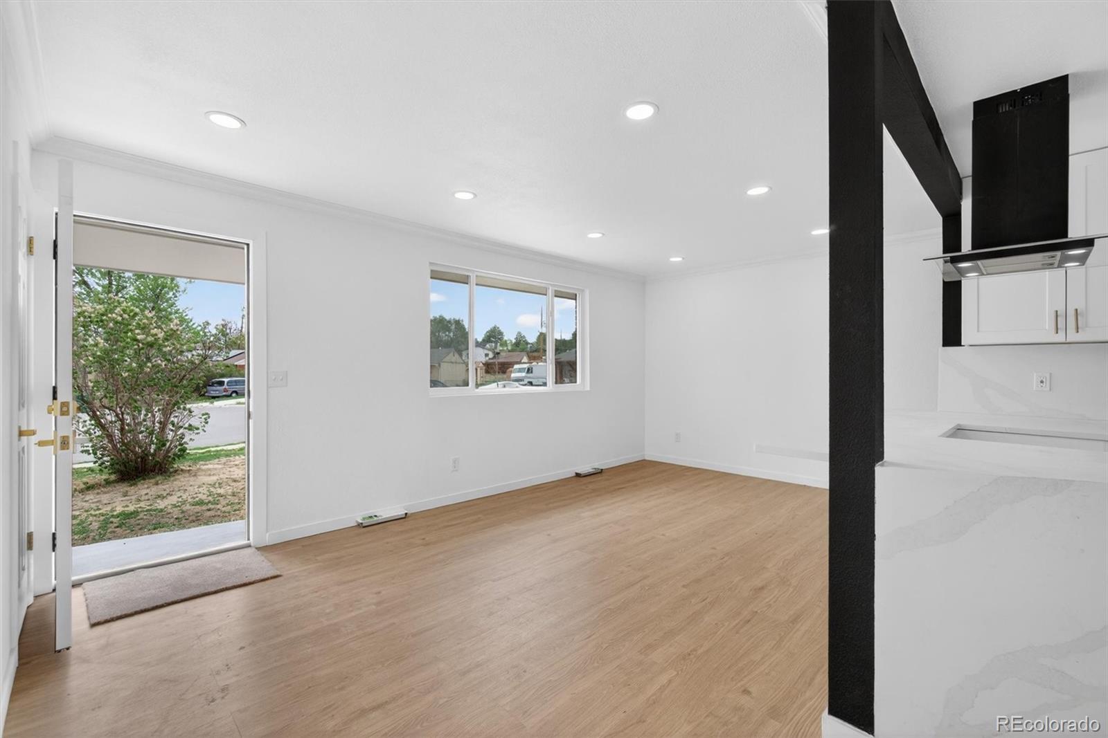 7620 Acoma Court Denver CO 80221