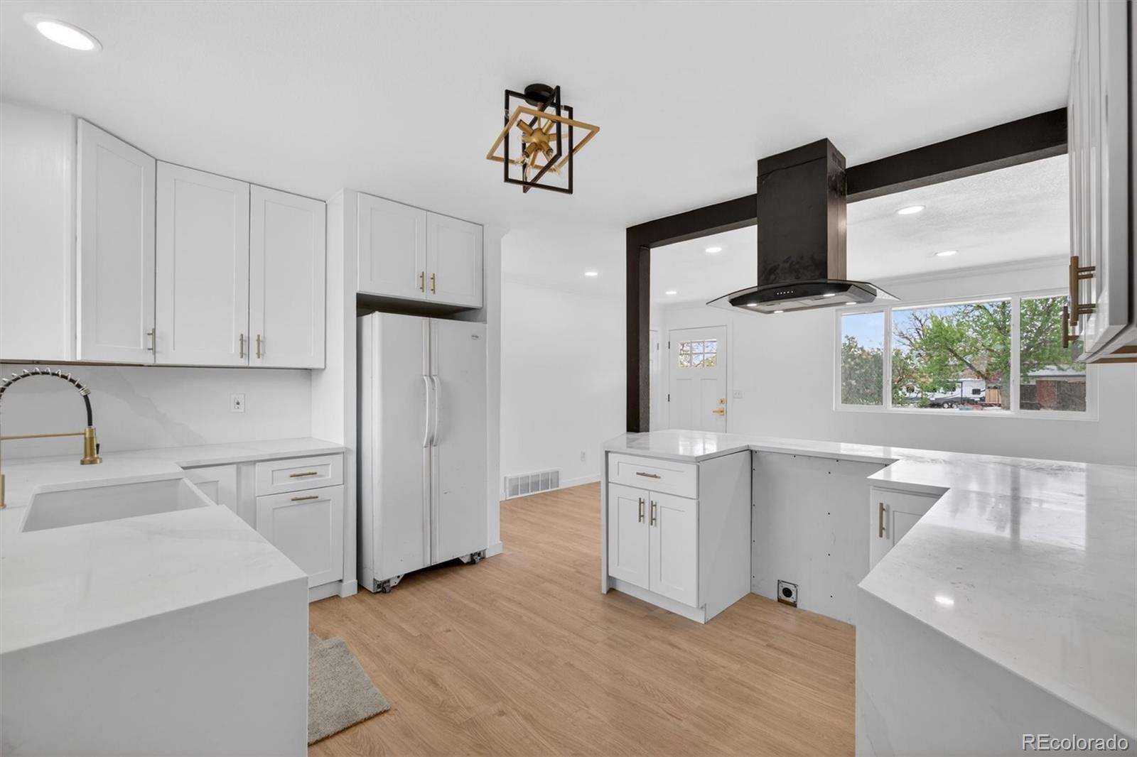 7620 Acoma Court Denver CO 80221