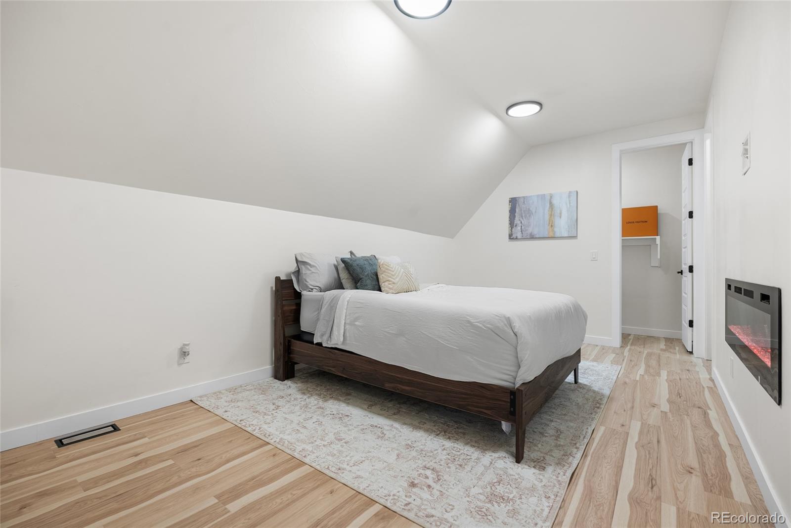 2011 W Scott Place Denver CO 80211