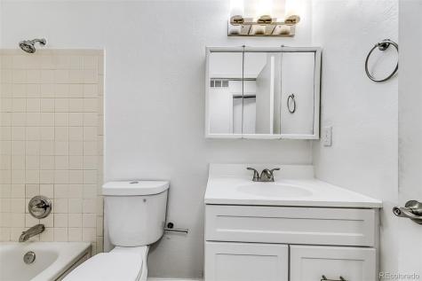 3584 S Olathe Way Aurora CO 80013
