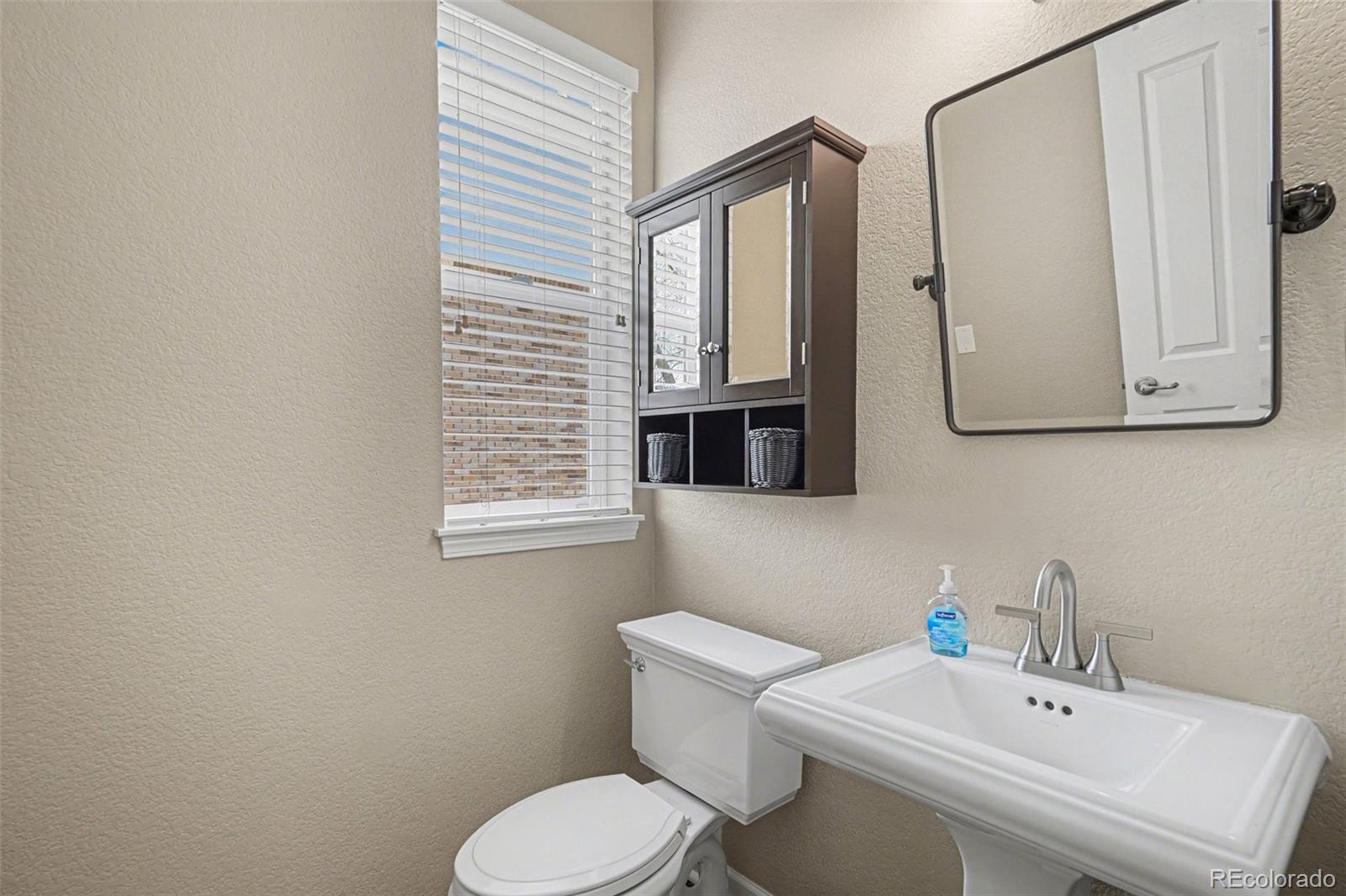 24871 E Ontario Drive Aurora CO 80016