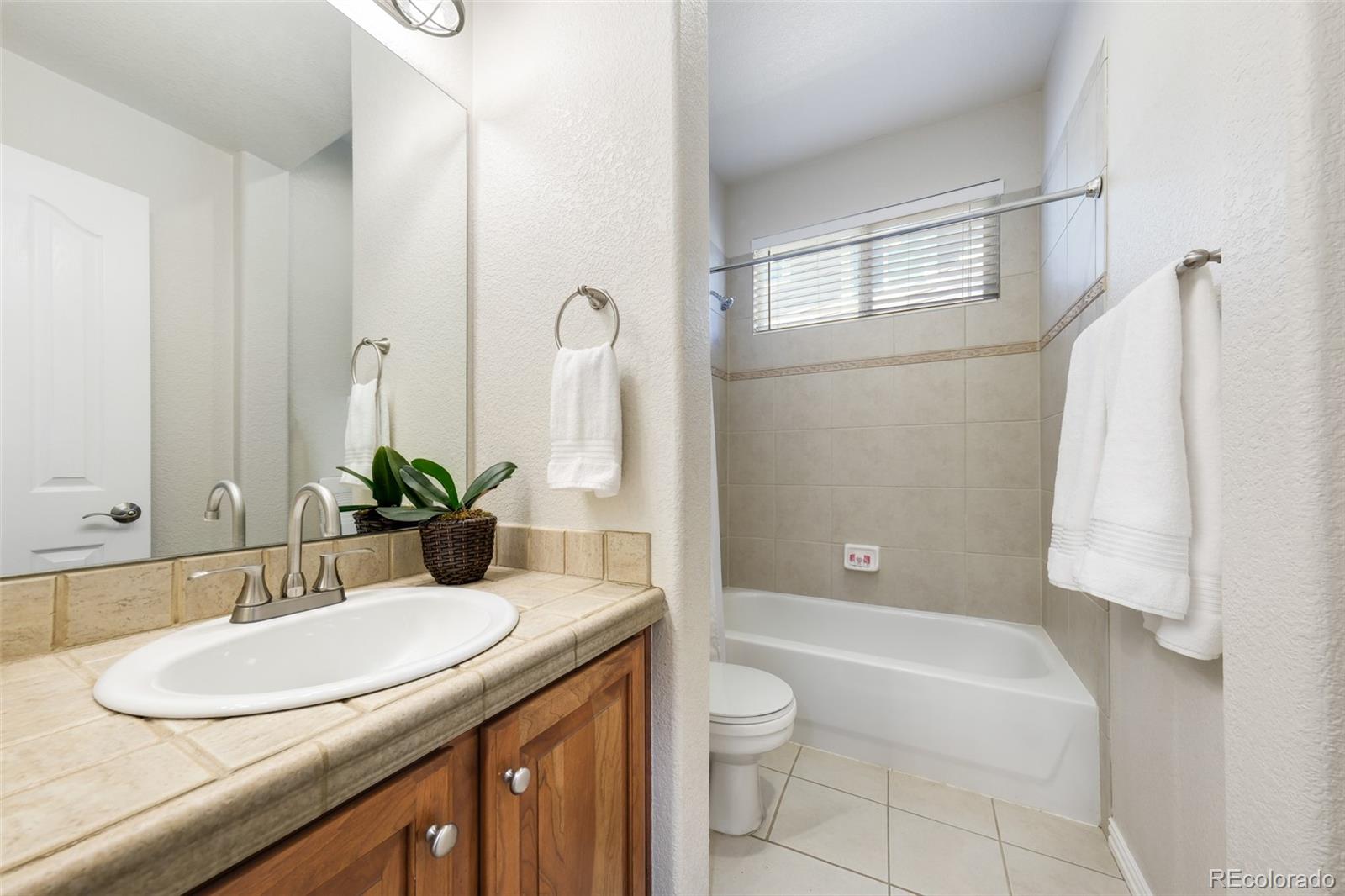 2909 Oakshire Court Highlands Ranch CO 80126