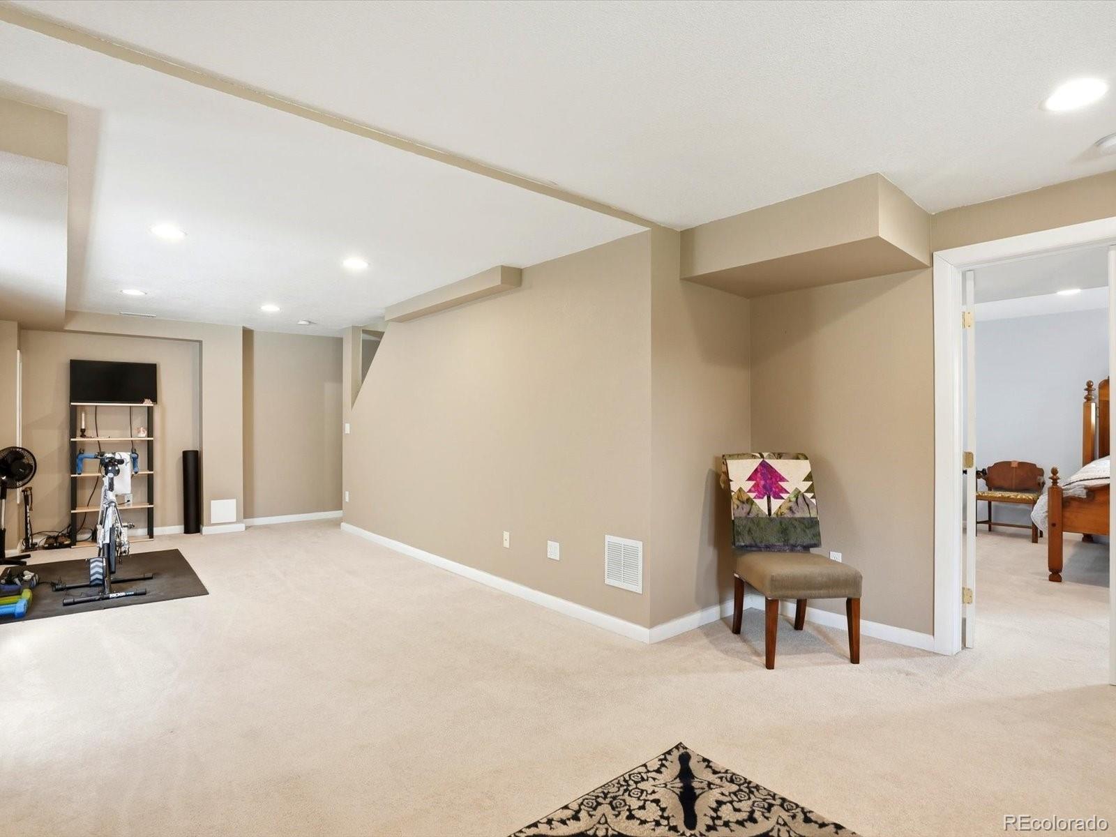 8771 Redwing Avenue Littleton CO 80126