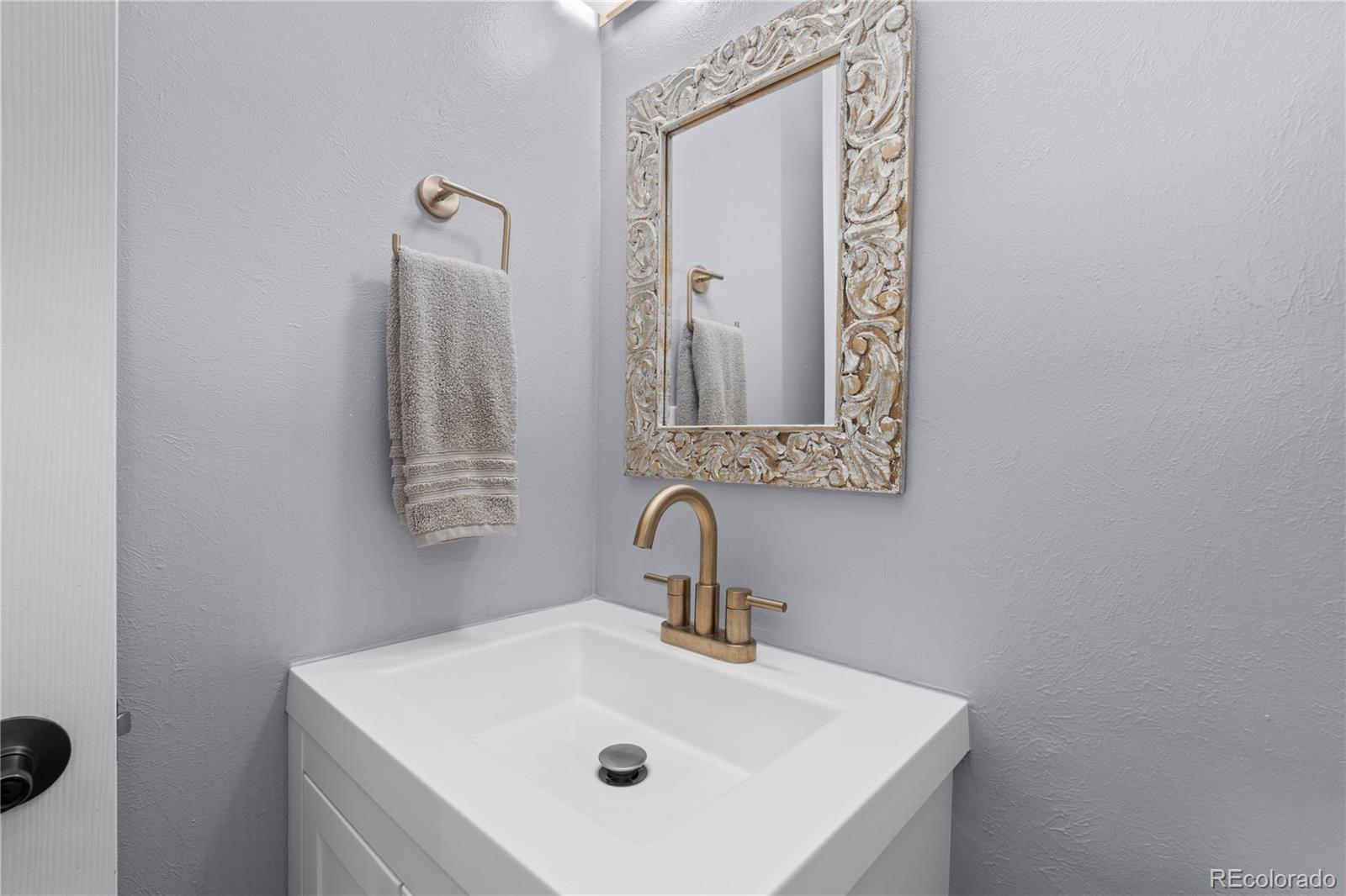 8680 W 84th Avenue Arvada CO 80005
