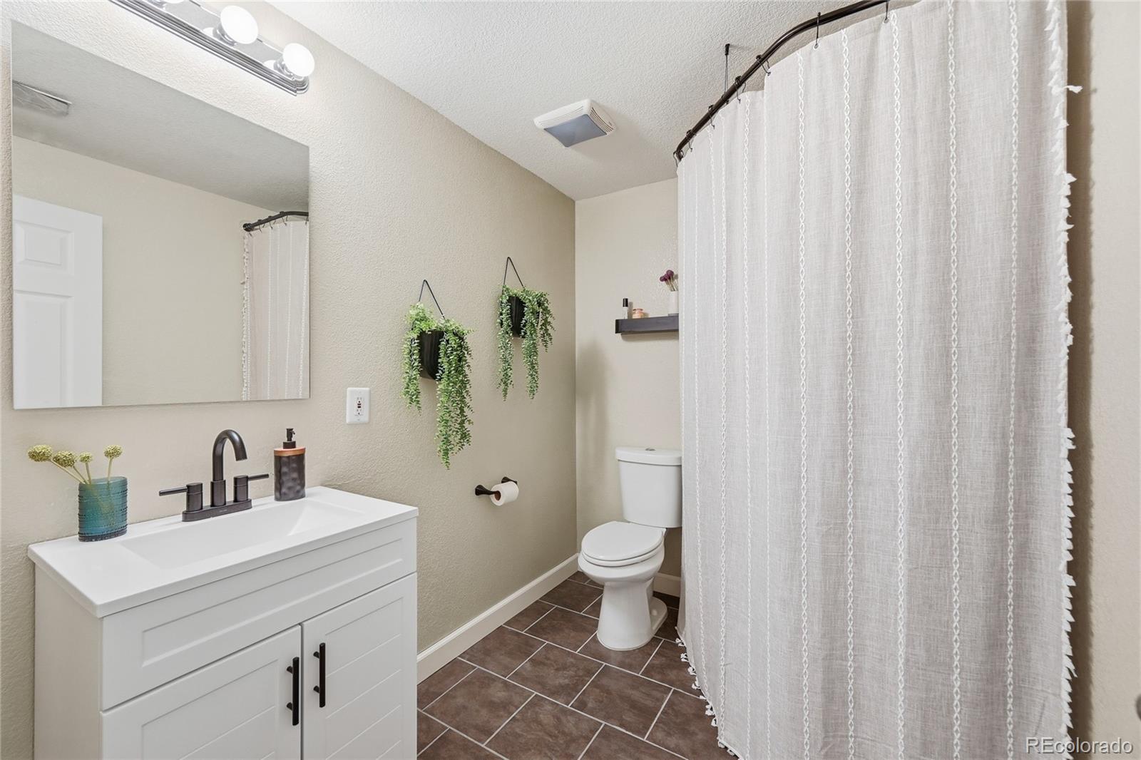 1408 S De Gaulle Court Aurora CO 80018