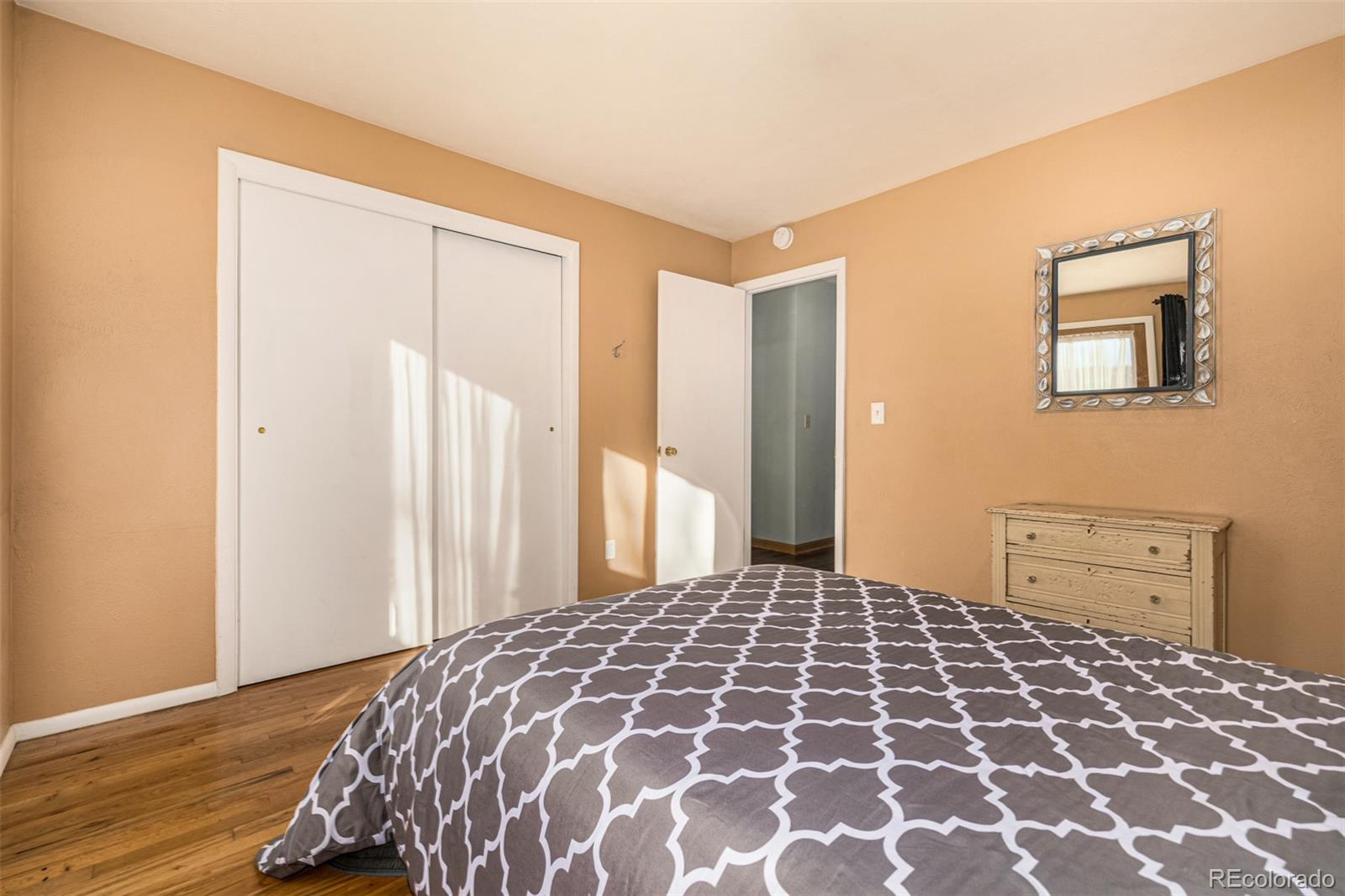 2540 Iris Avenue Boulder CO 80304