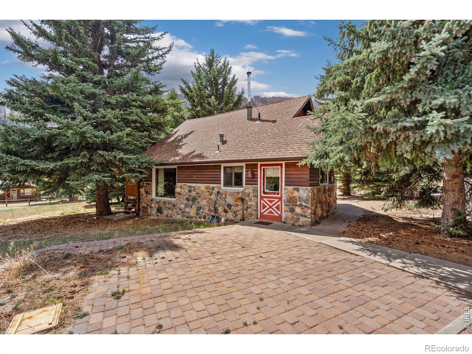110 Meadow Lane Bellvue CO 80512