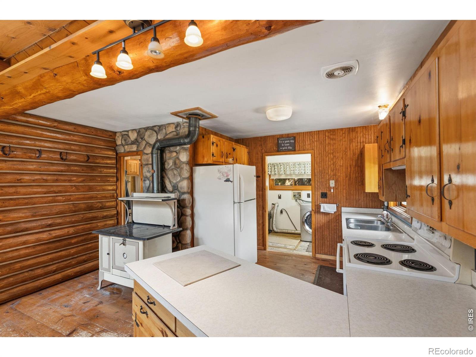 110 Meadow Lane Bellvue CO 80512
