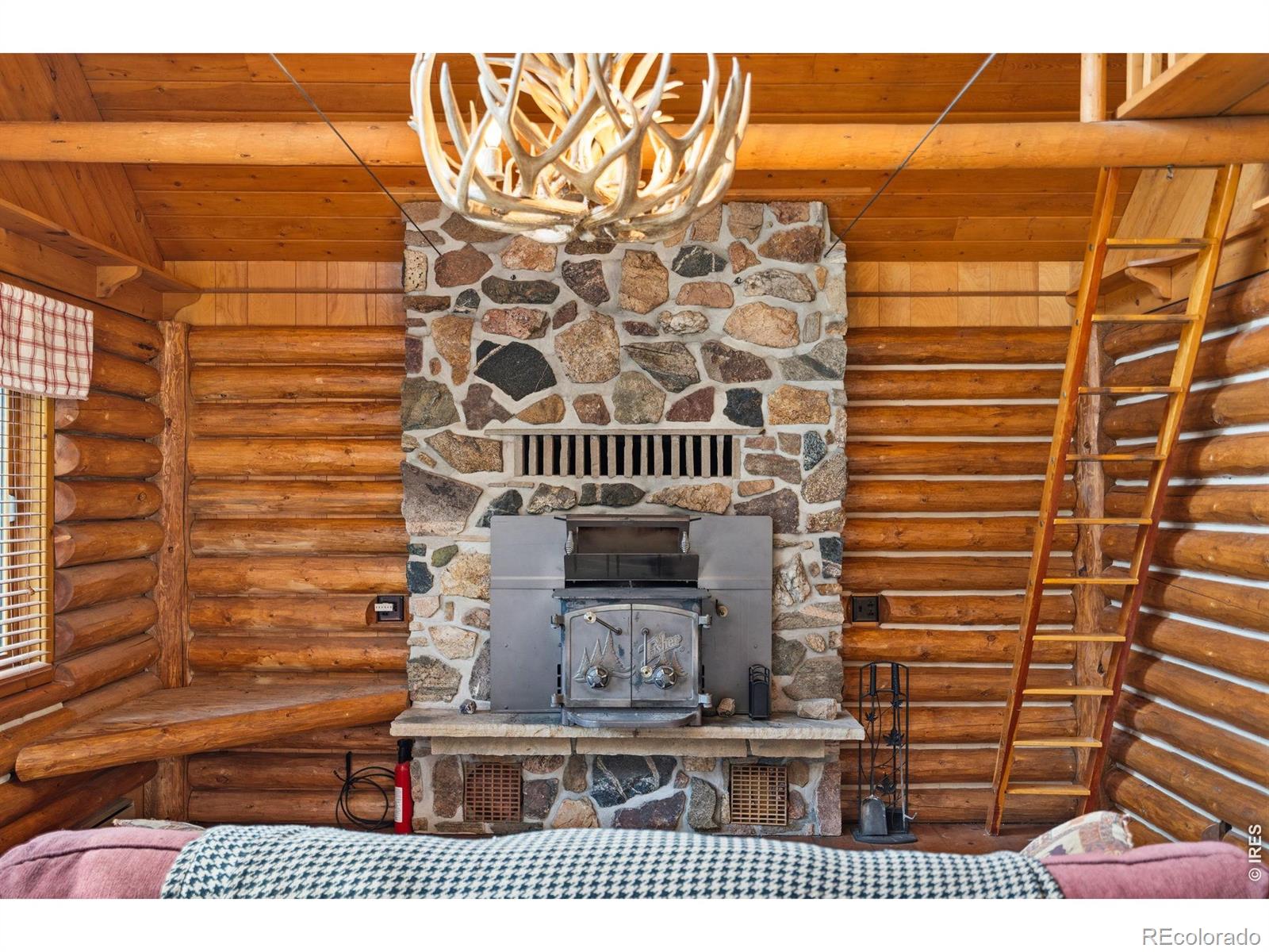 110 Meadow Lane Bellvue CO 80512