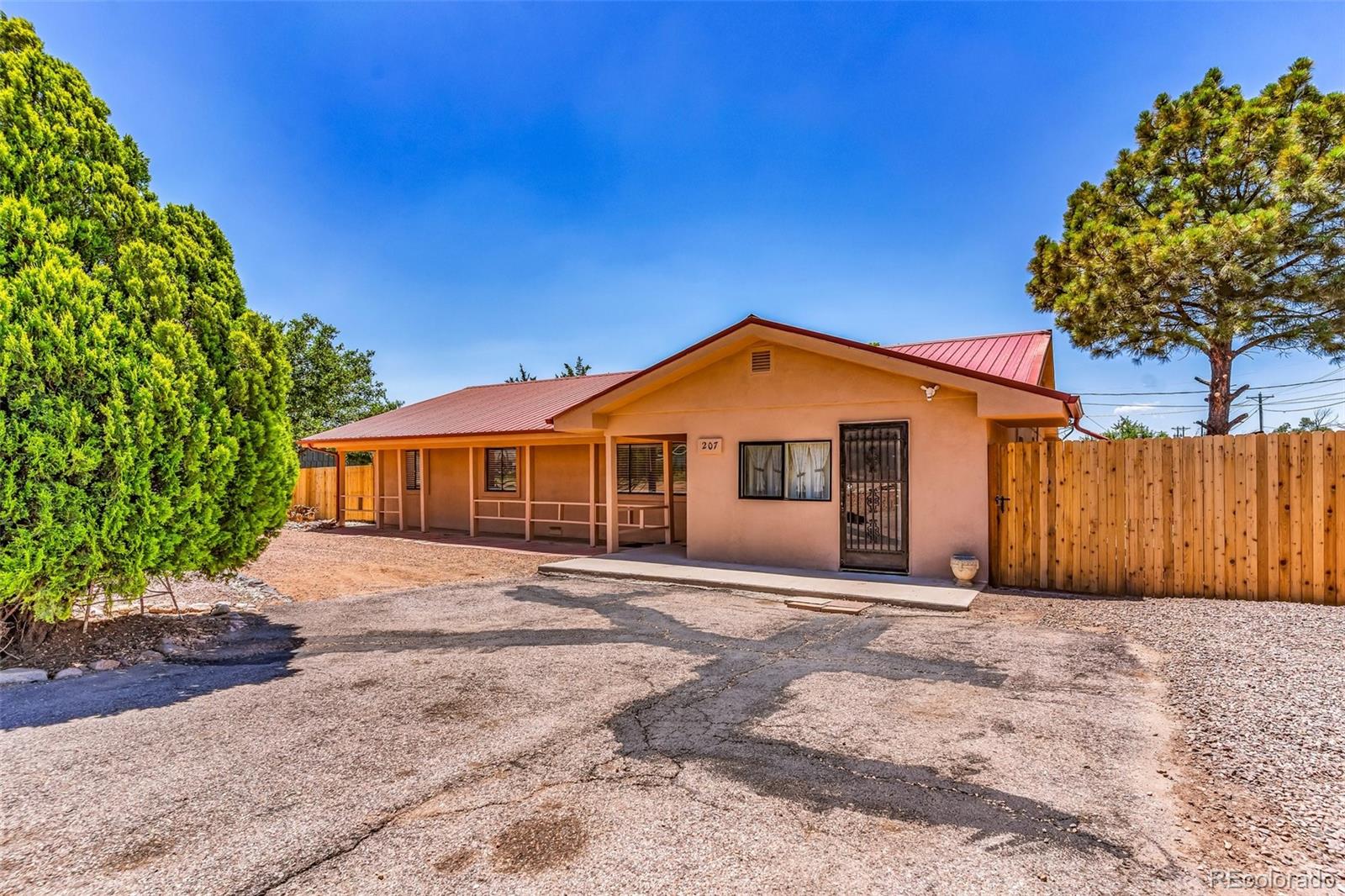 207 Fremont Penrose CO 81240