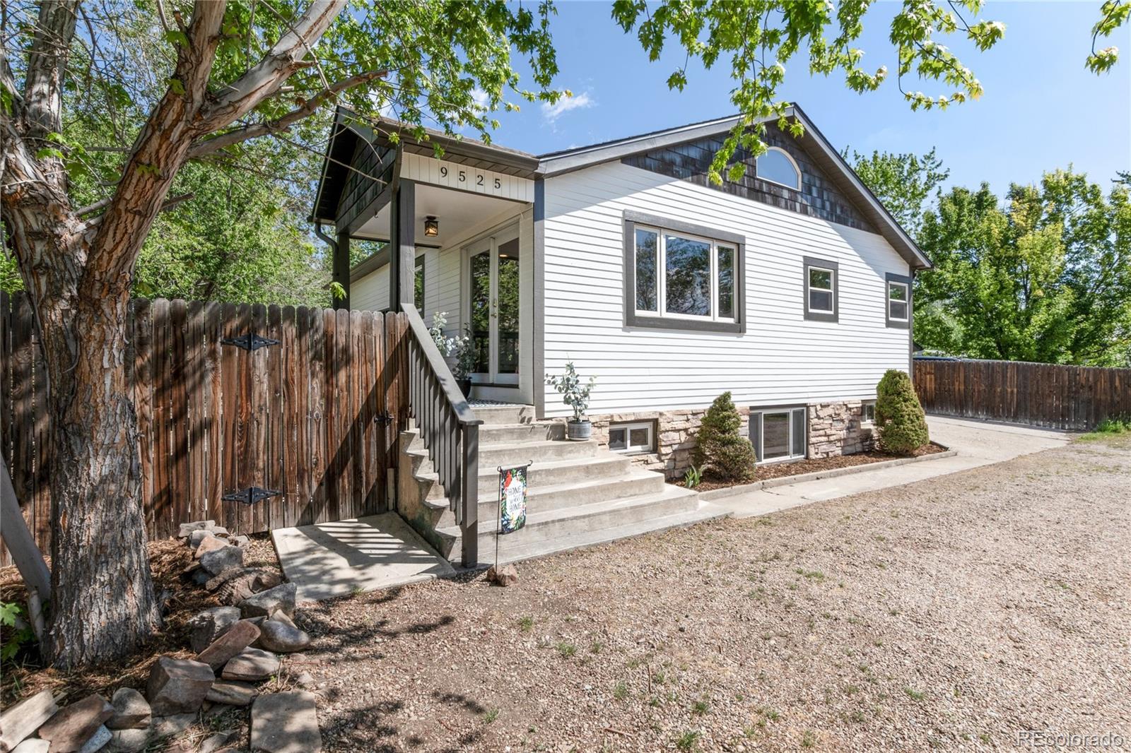 9525 W 11th Avenue Lakewood CO 80215