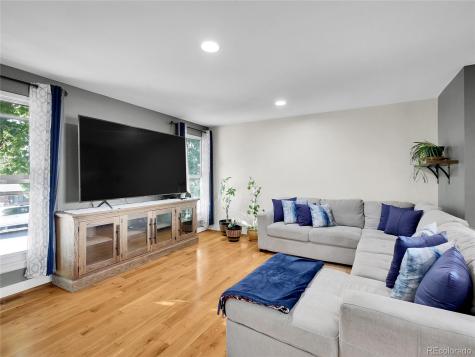 4590 Fraser Way Denver CO 80239