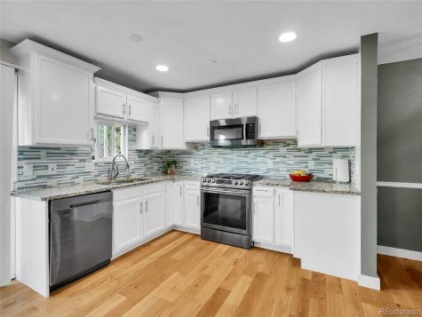 4590 Fraser Way Denver CO 80239