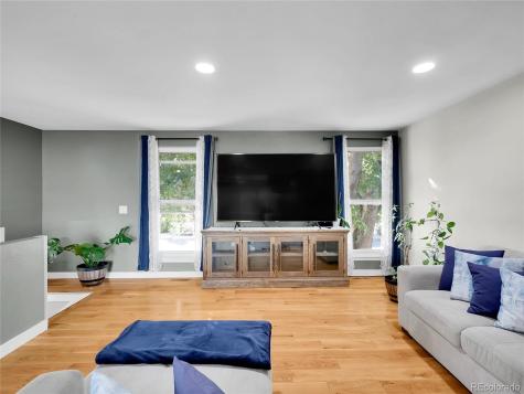 4590 Fraser Way Denver CO 80239