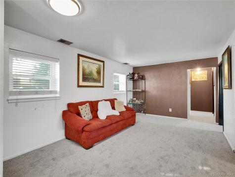 4590 Fraser Way Denver CO 80239