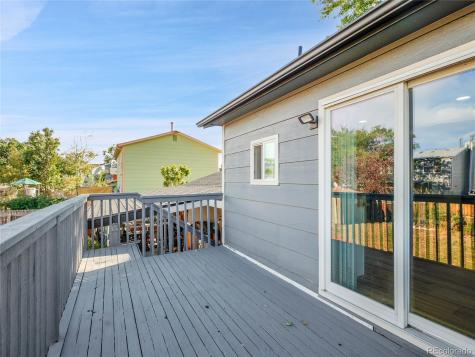 4590 Fraser Way Denver CO 80239