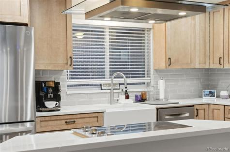 7253 W 69th Avenue Arvada CO 80003