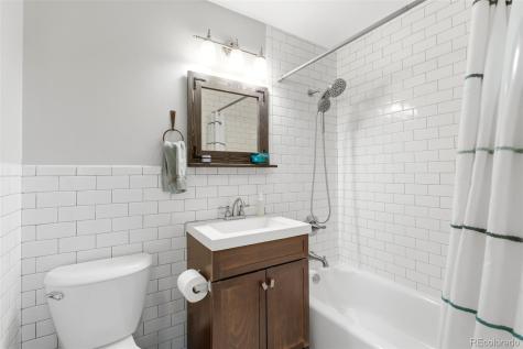 7253 W 69th Avenue Arvada CO 80003