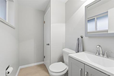 7253 W 69th Avenue Arvada CO 80003