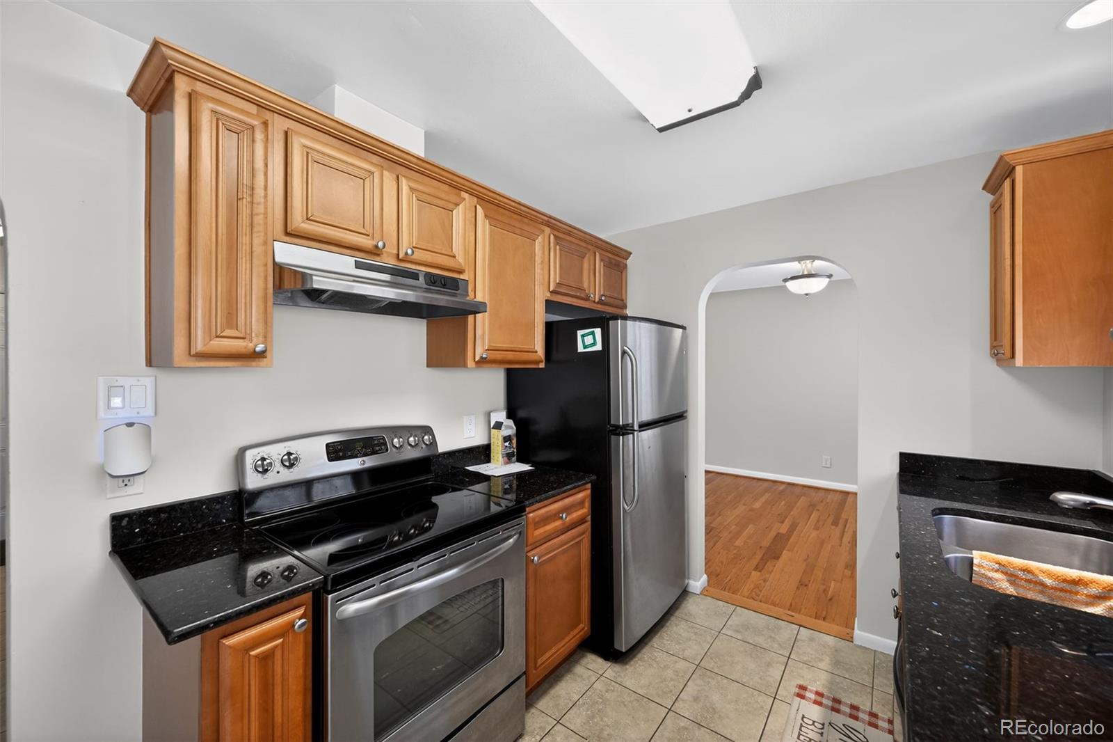 2201 Oakland Street Aurora CO 80010