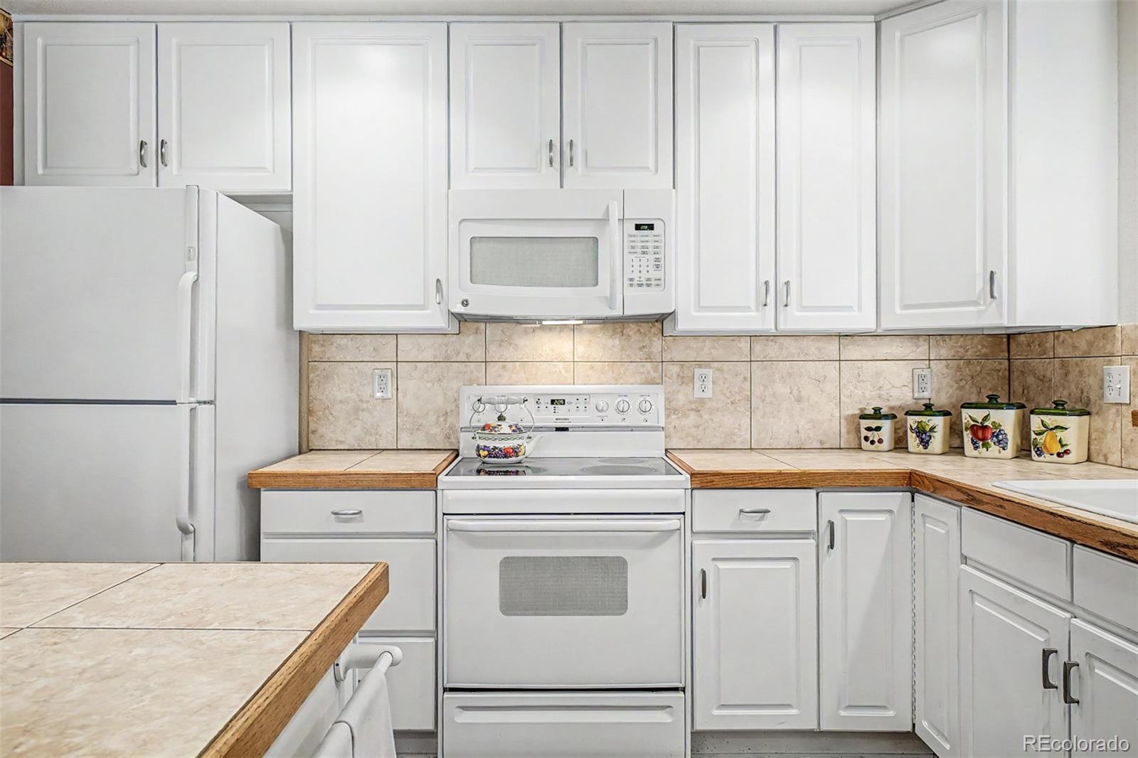 6340 Deframe Way Arvada CO 80004