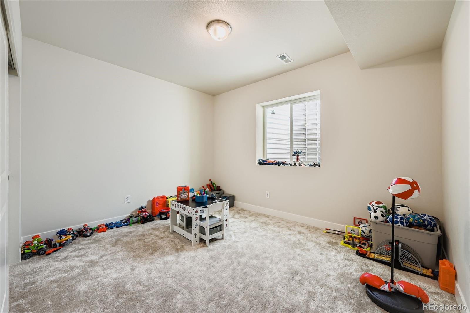 3391 N Haleyville Court Aurora CO 80019