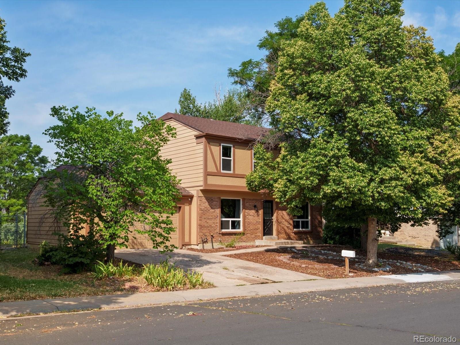1039 S Lewiston Way Aurora CO 80017