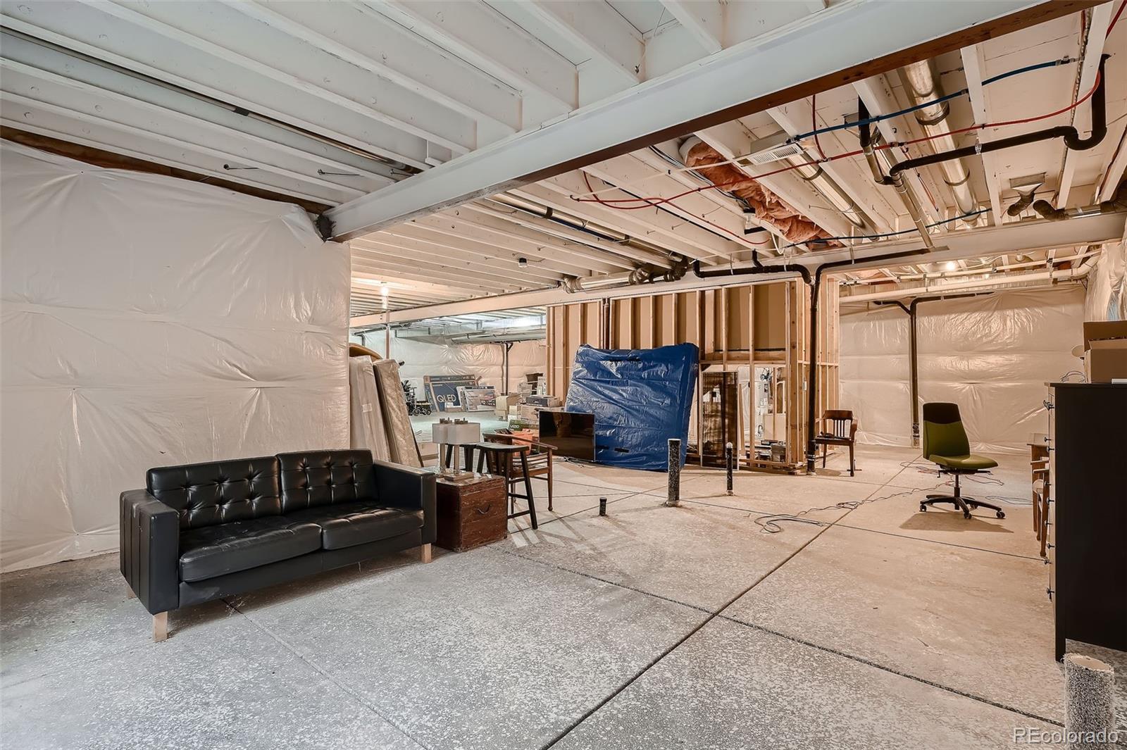 9521 Garnett Way Arvada CO 80007