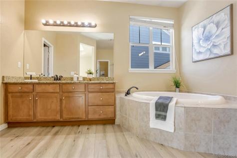7323 S Kellerman Way Aurora CO 80016