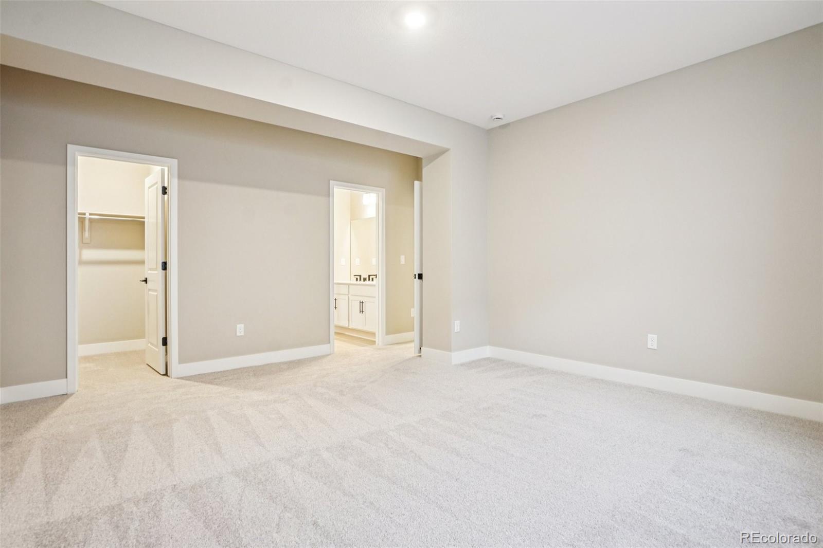 13817 Daffodil Way Parker CO 80134