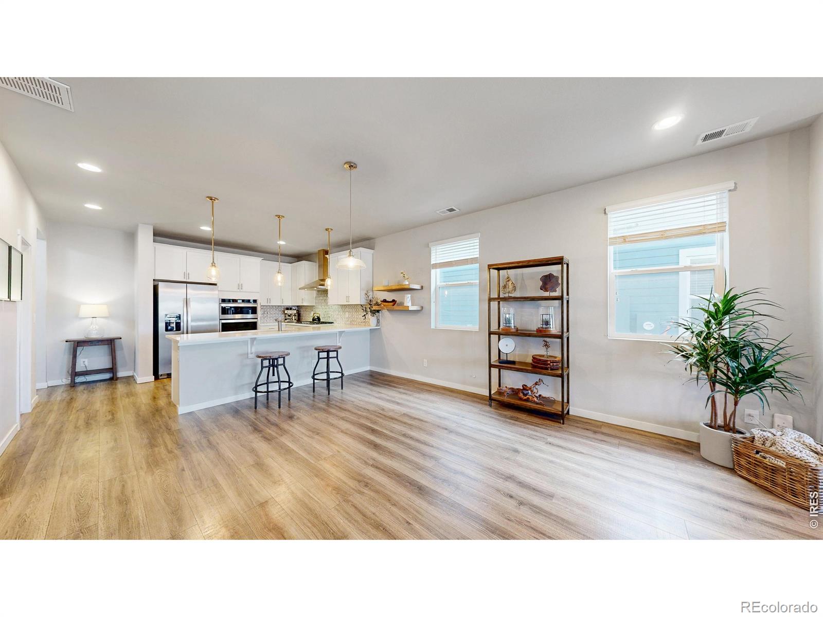 1083 Mountain Drive Longmont CO 80503