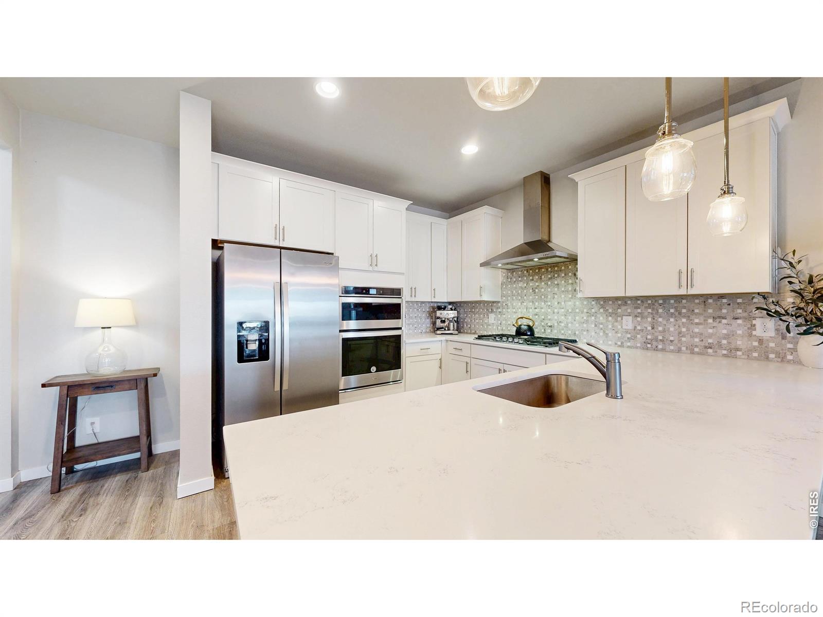 1083 Mountain Drive Longmont CO 80503