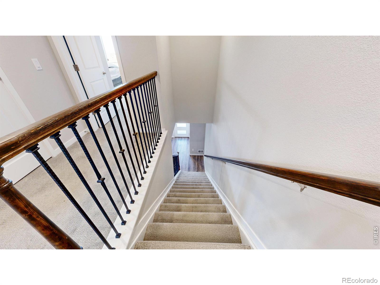 1083 Mountain Drive Longmont CO 80503