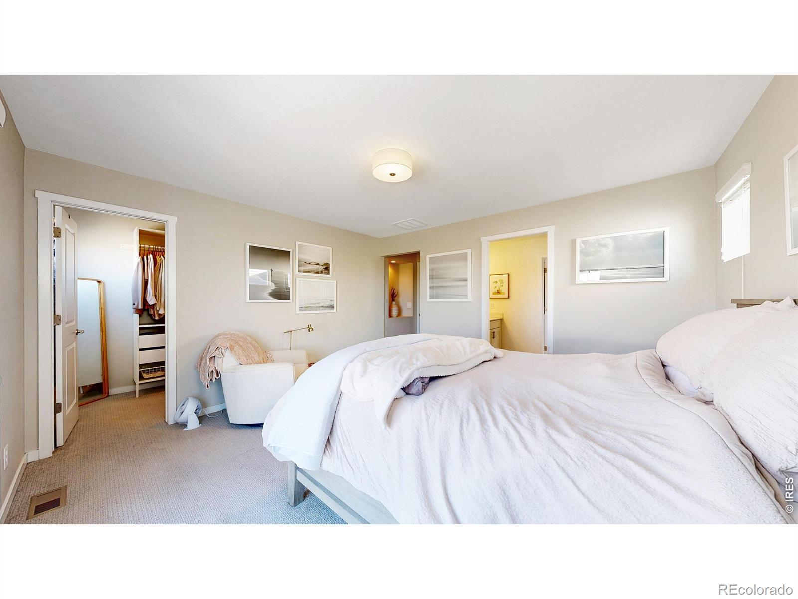 1083 Mountain Drive Longmont CO 80503