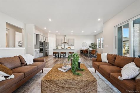 8735 S Quemoy Street Aurora CO 80016