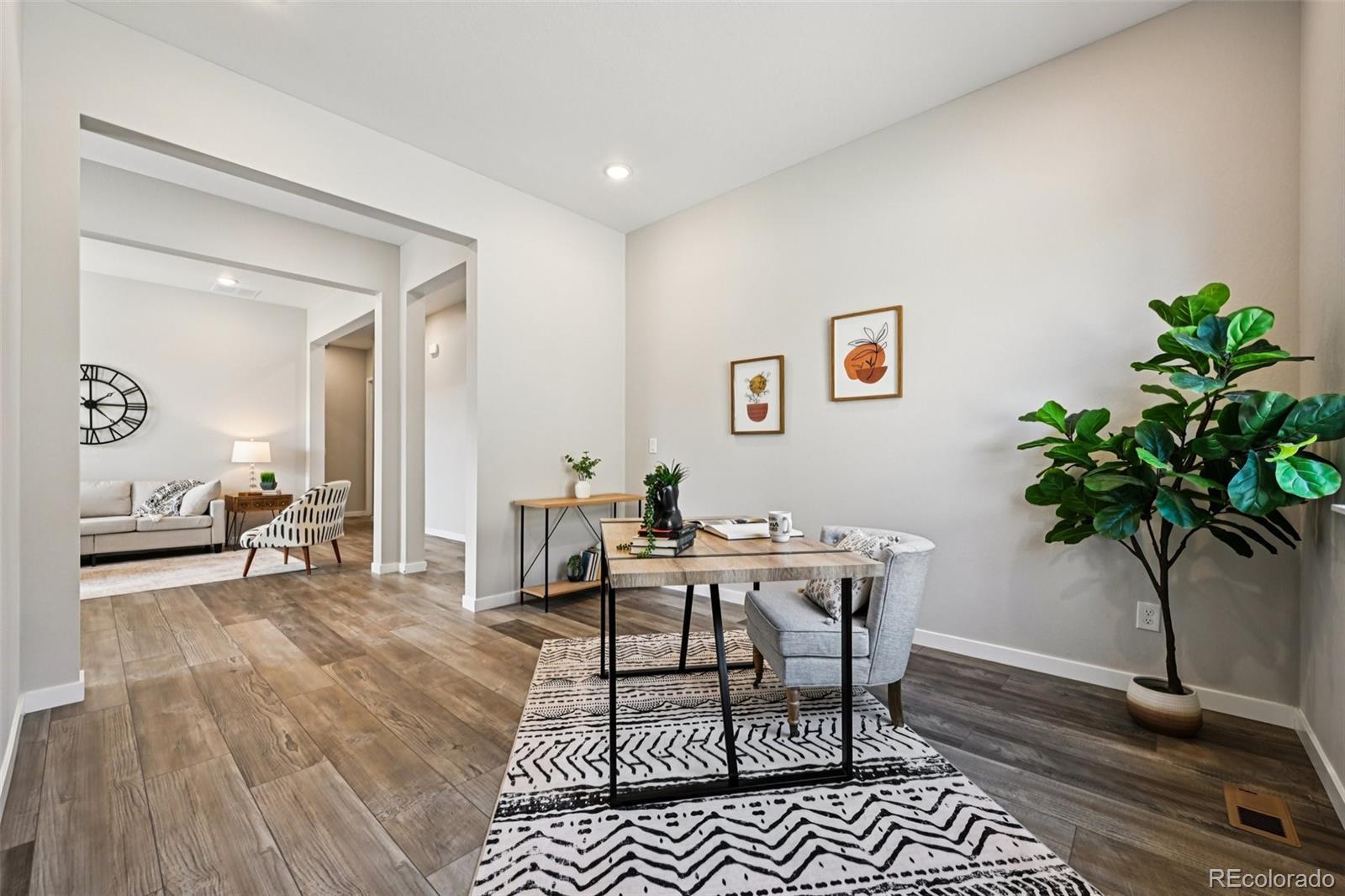 8735 S Quemoy Street Aurora CO 80016