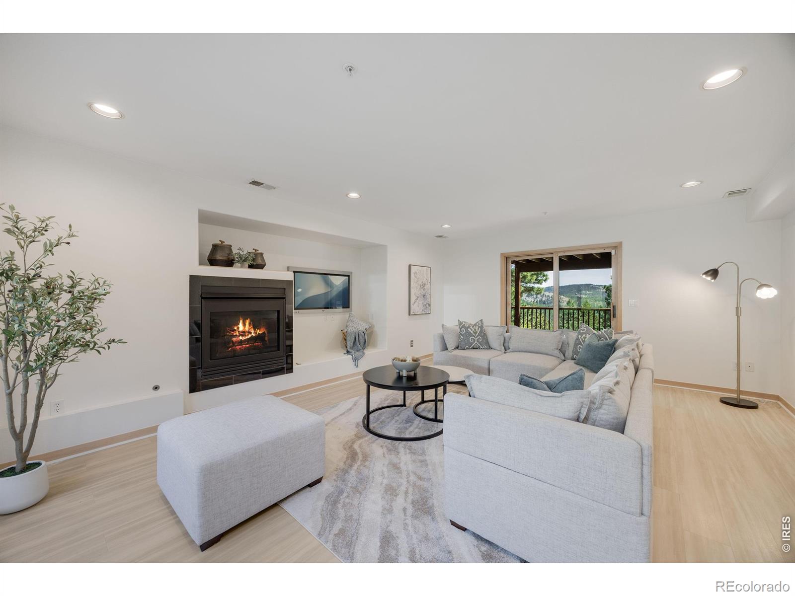 191 Alaska Road Boulder CO 80302