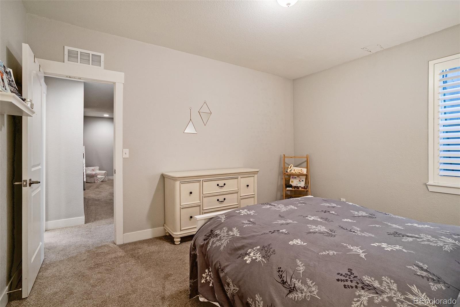 9962 E 60th Avenue Denver CO 80238