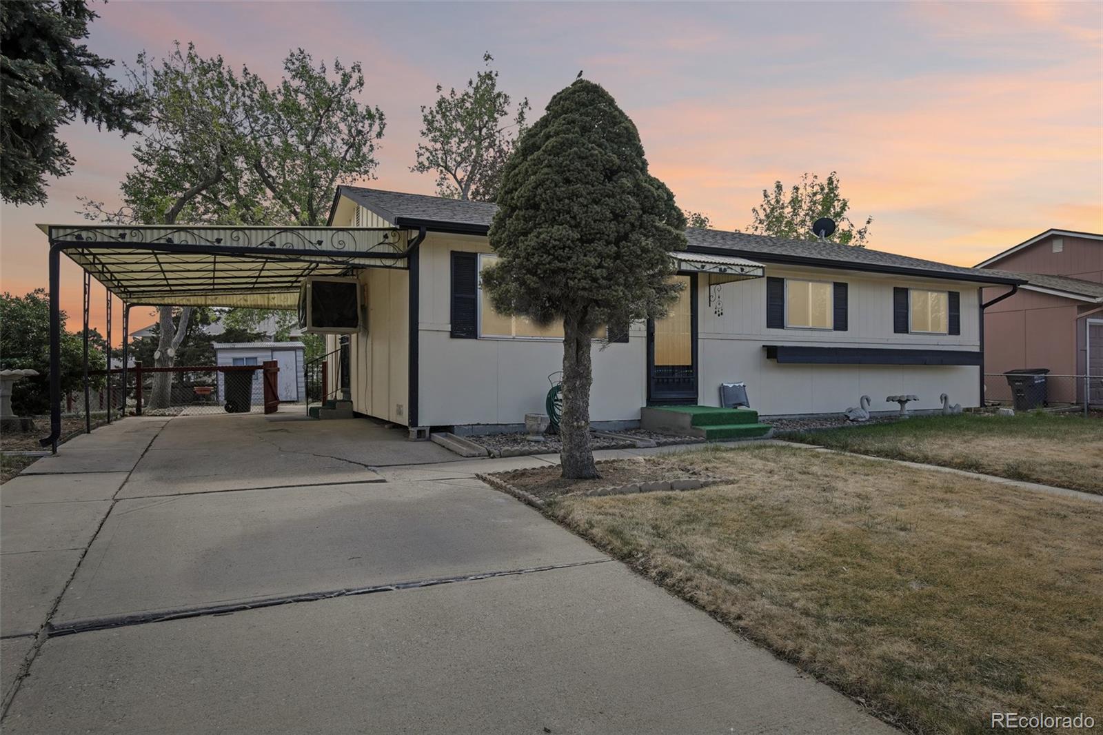 2270 Cleo Street Denver CO 80229
