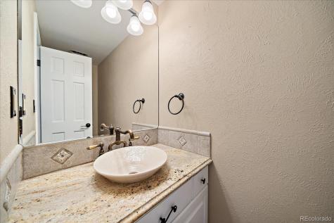 2171 S Parfet Drive Lakewood CO 80227