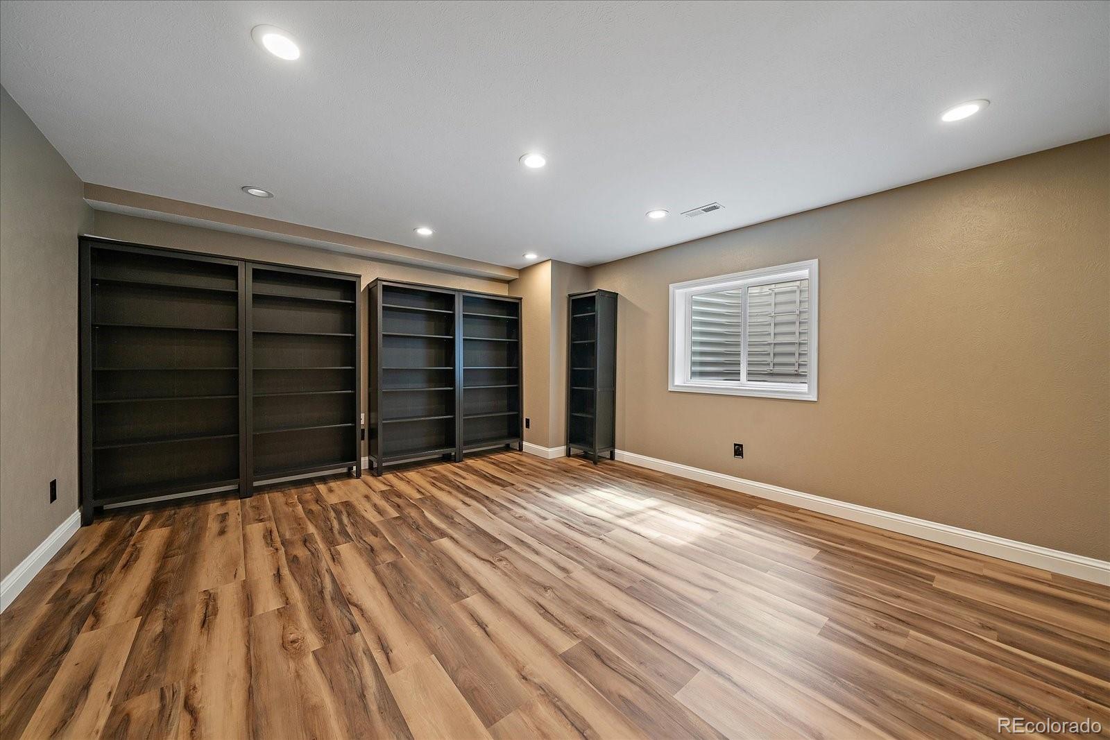 2171 S Parfet Drive Lakewood CO 80227