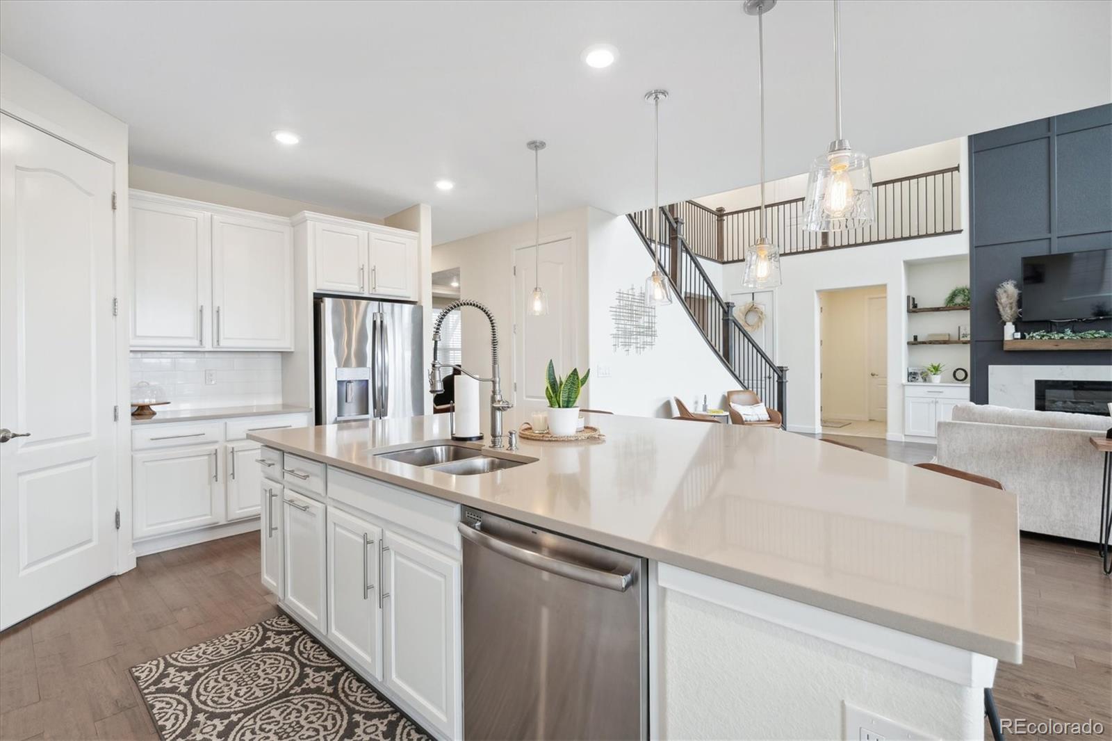 8107 Arapahoe Peak Street Littleton CO 80125