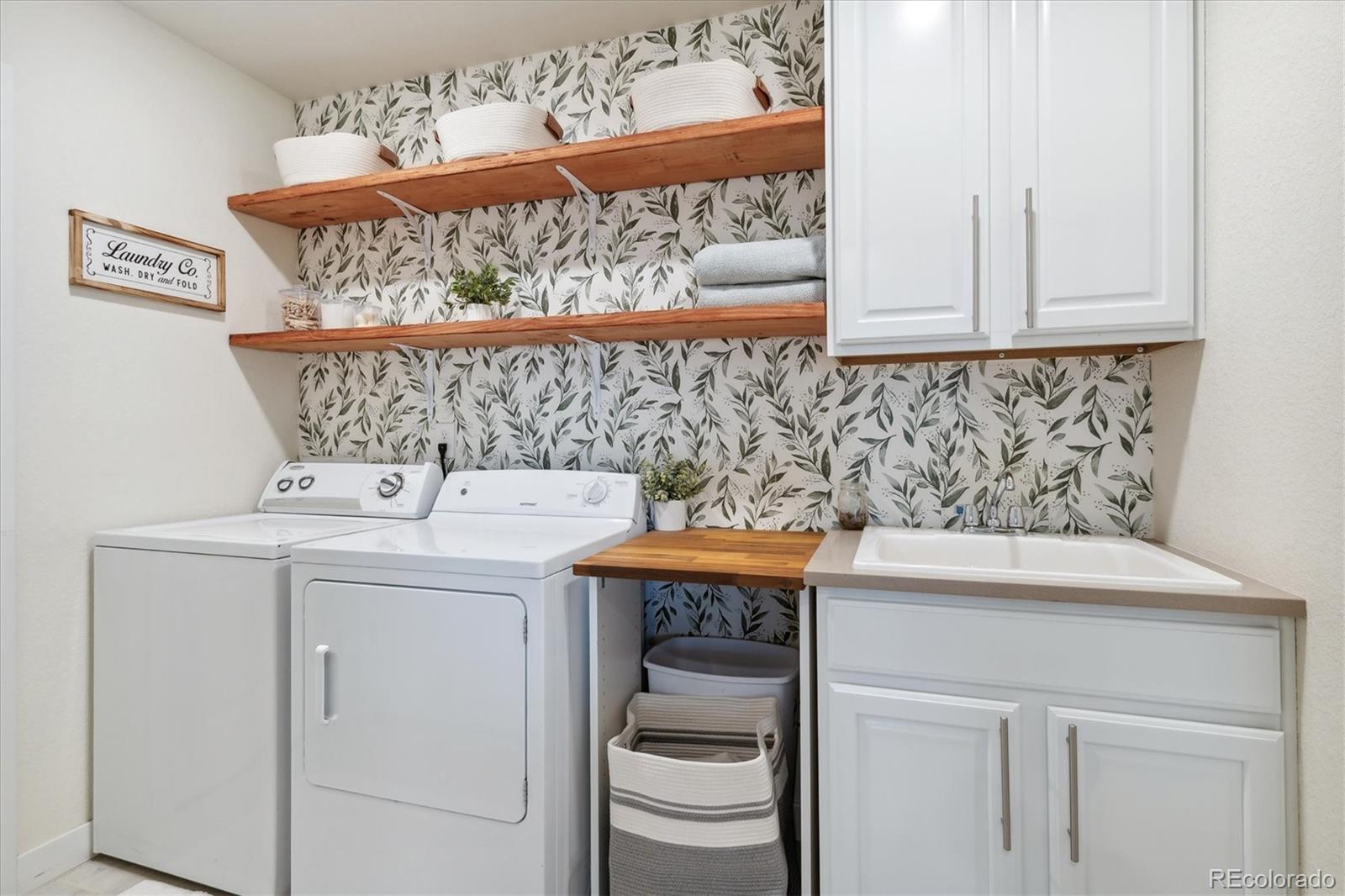 8107 Arapahoe Peak Street Littleton CO 80125