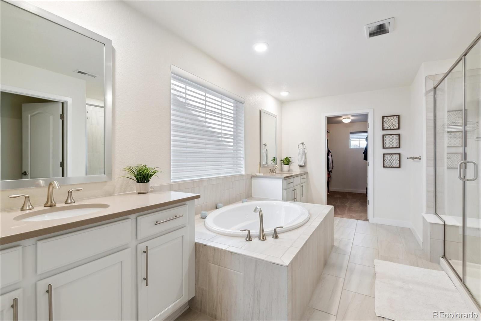 8107 Arapahoe Peak Street Littleton CO 80125