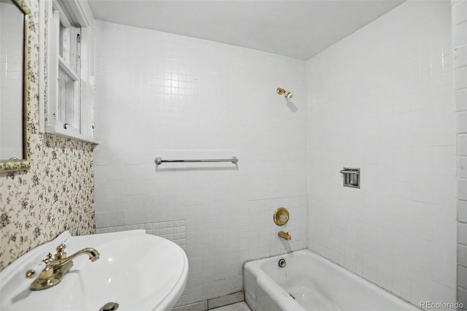 3945 S Fox Street Englewood CO 80110