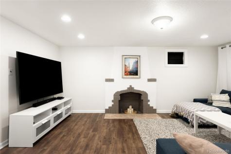 2390 N Glencoe Street Denver CO 80207