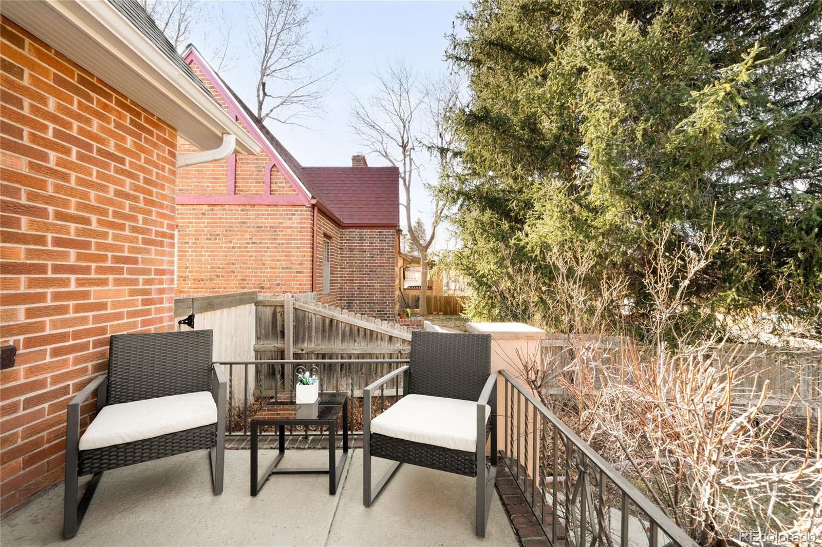 2390 N Glencoe Street Denver CO 80207